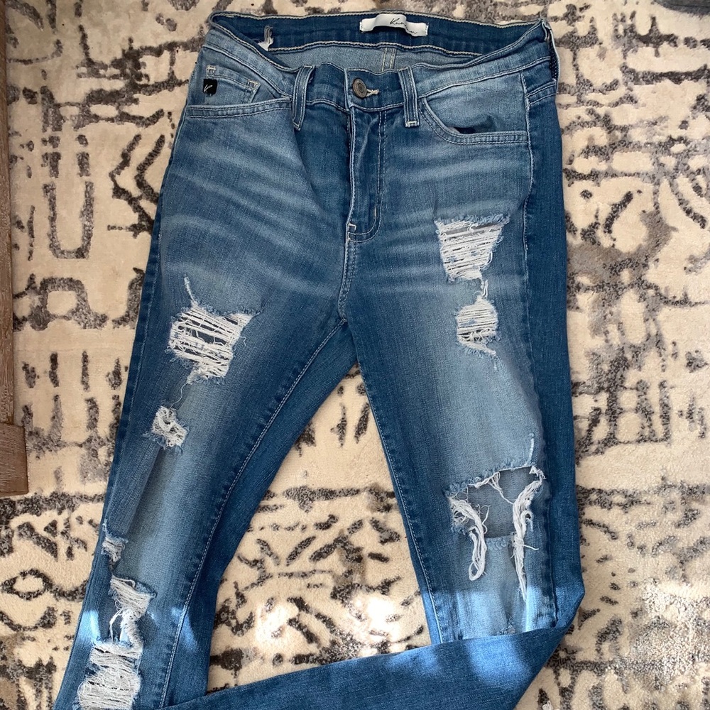 Ripped Mid Rise Jeans - Picture 4 of 5
